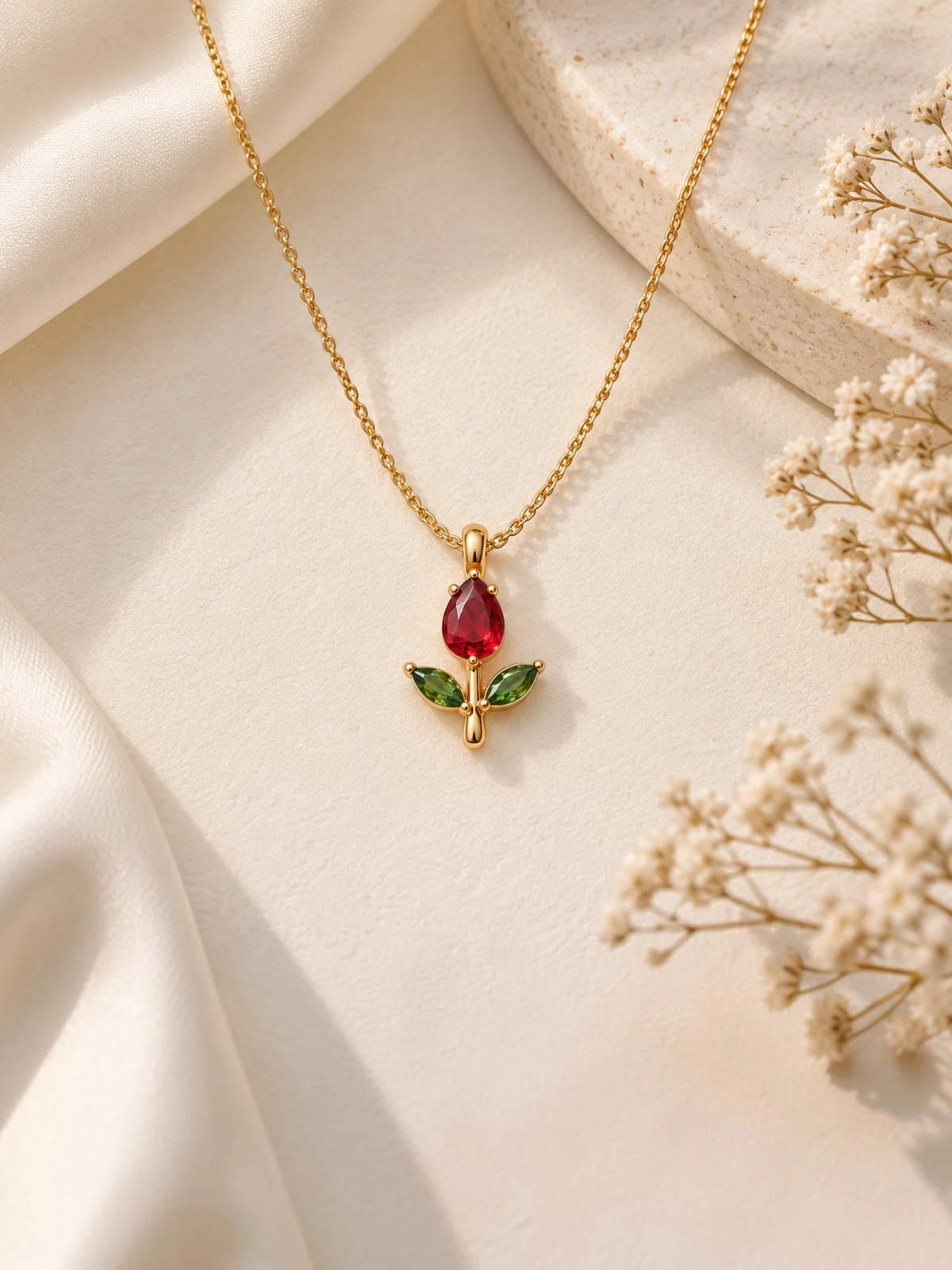 Rose Pendant Necklace