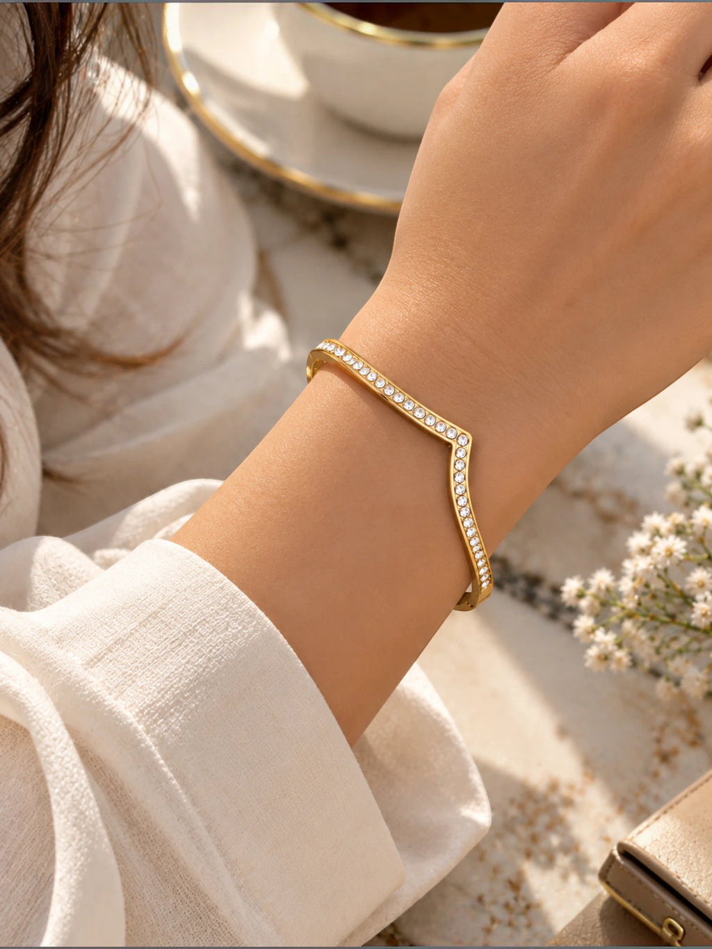Crystal Edge Gold Bracelet – 2.6 & 2.8