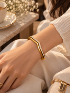 Geometric Sparkle Gold Bracelet - 2.6 & 2.8