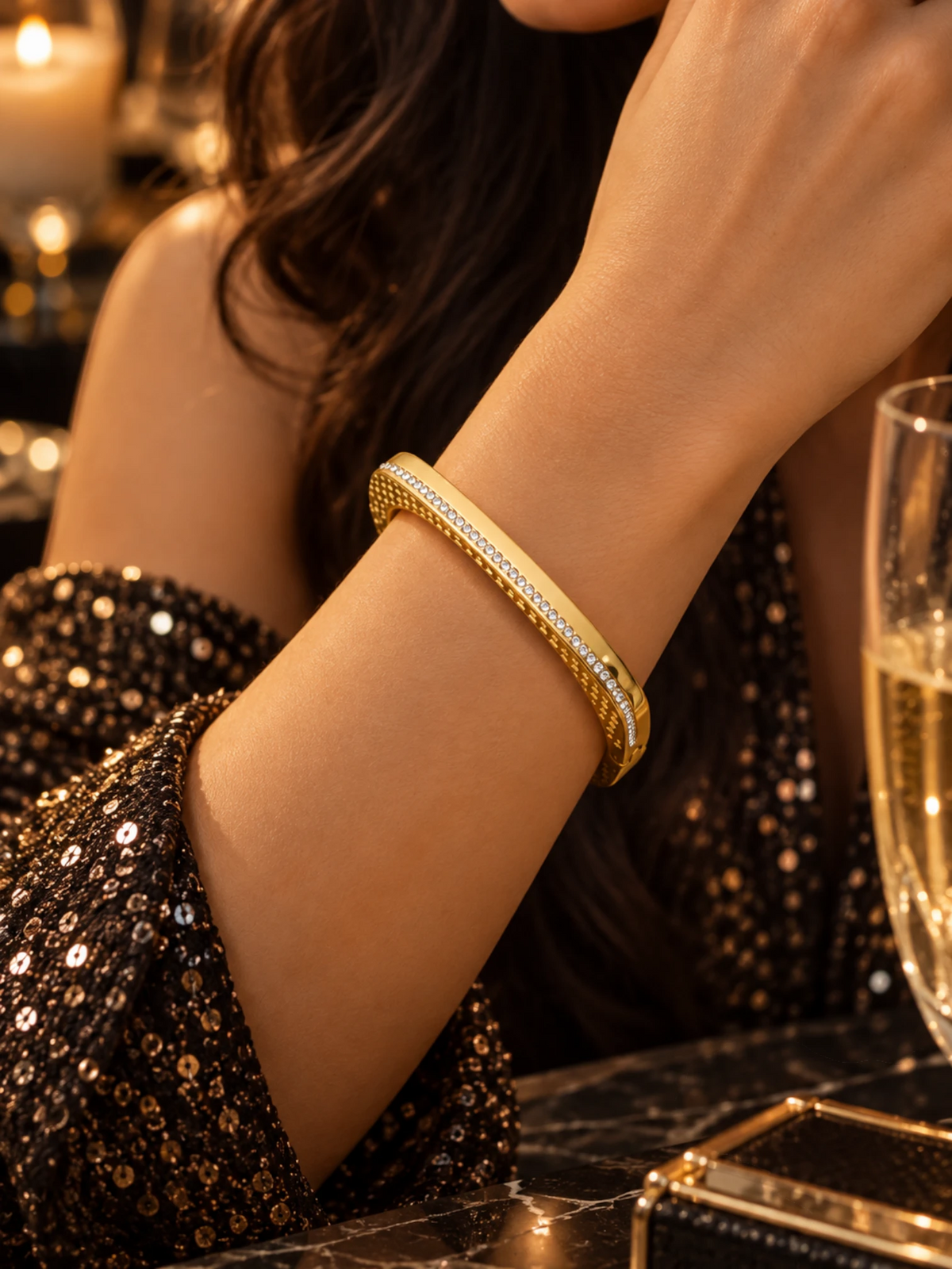 Luxe Crystal Edge Bracelet – 2.6 & 2.8