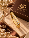 Luxe Crystal Edge Bracelet – 2.6 & 2.8
